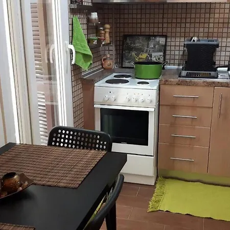 Feroniki's Cozy Апартаменты *